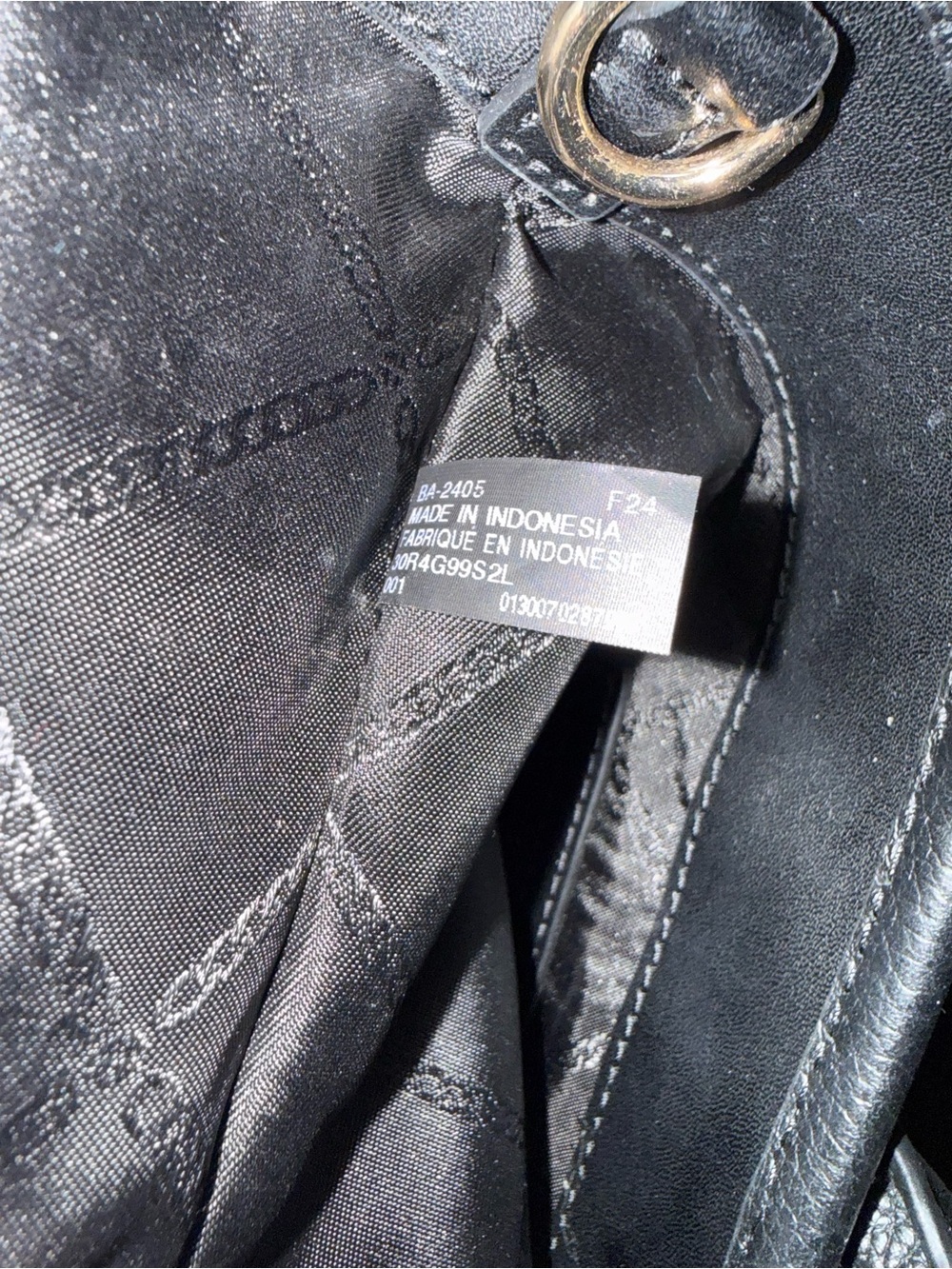 Michael Kors Luisa Medium Black Leather Shoulder Bag with Gold Logo - Picture 14 of 14